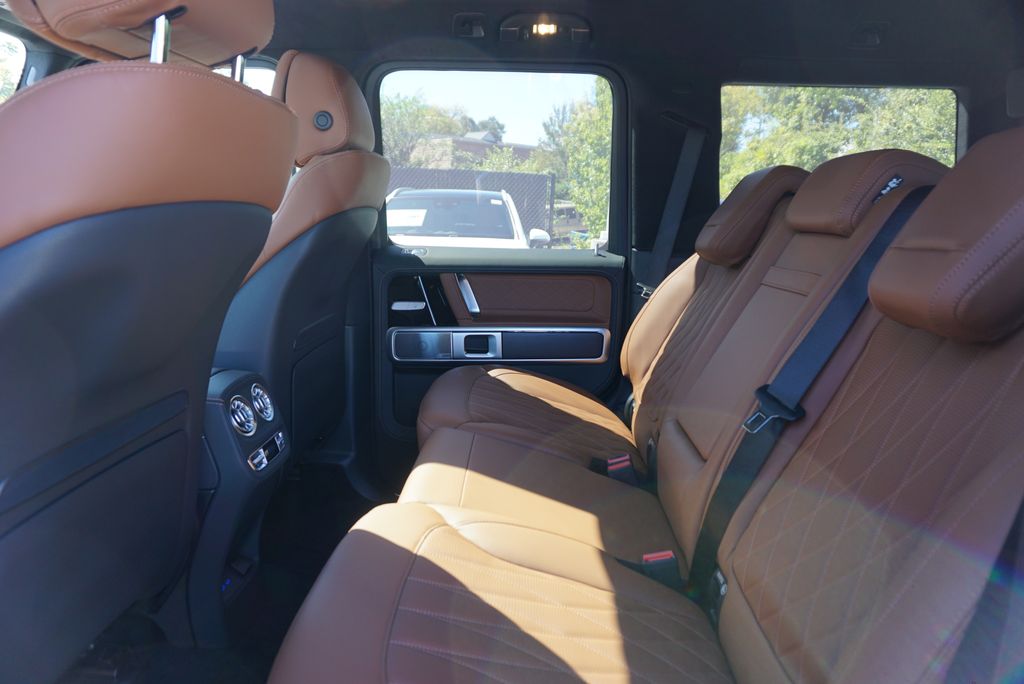 Thumbnail: 2025 Mercedes-Benz G-Class - 12