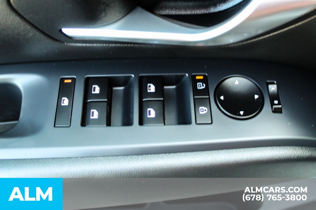 2025 Hyundai Tucson SE photo 35