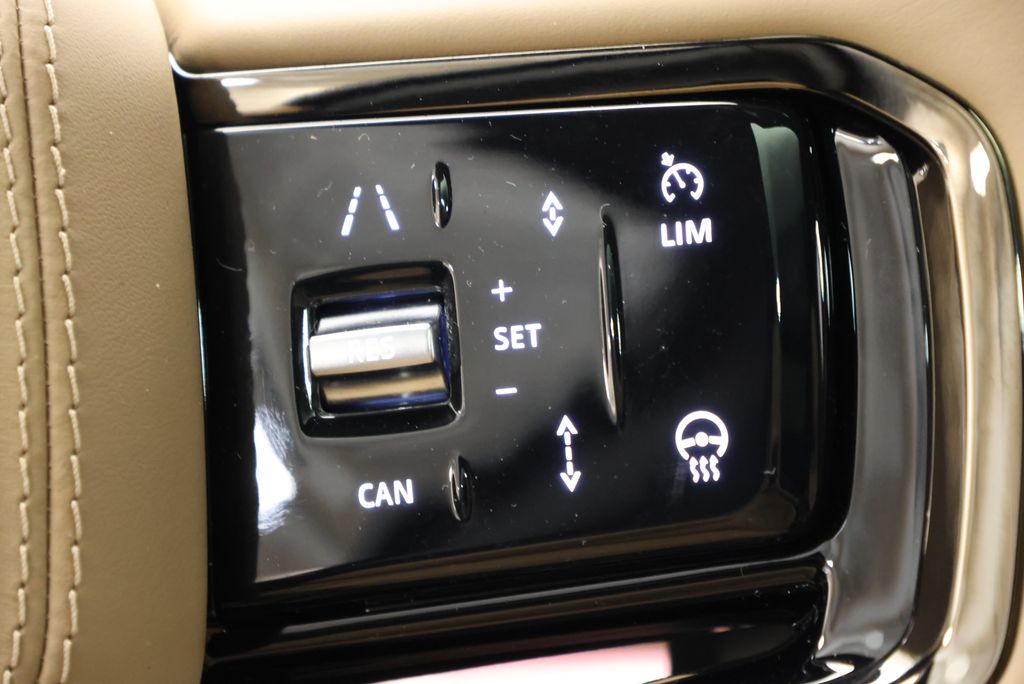 Thumbnail: 2026 Land Rover Range Rover Sport - 19