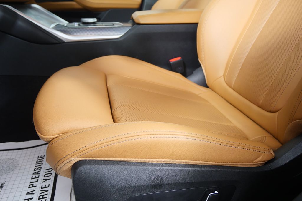 Thumbnail: 2024 BMW 4 Series - 10