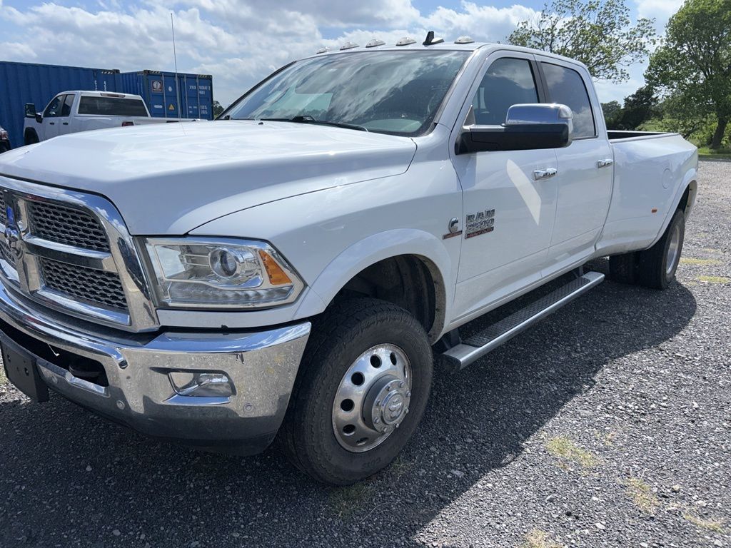 2018 RAM 3500 Laramie Crew Cab LB DRW 4WD