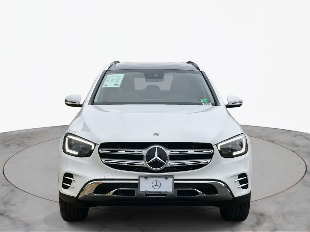 2022 Mercedes-Benz GLC 300 2