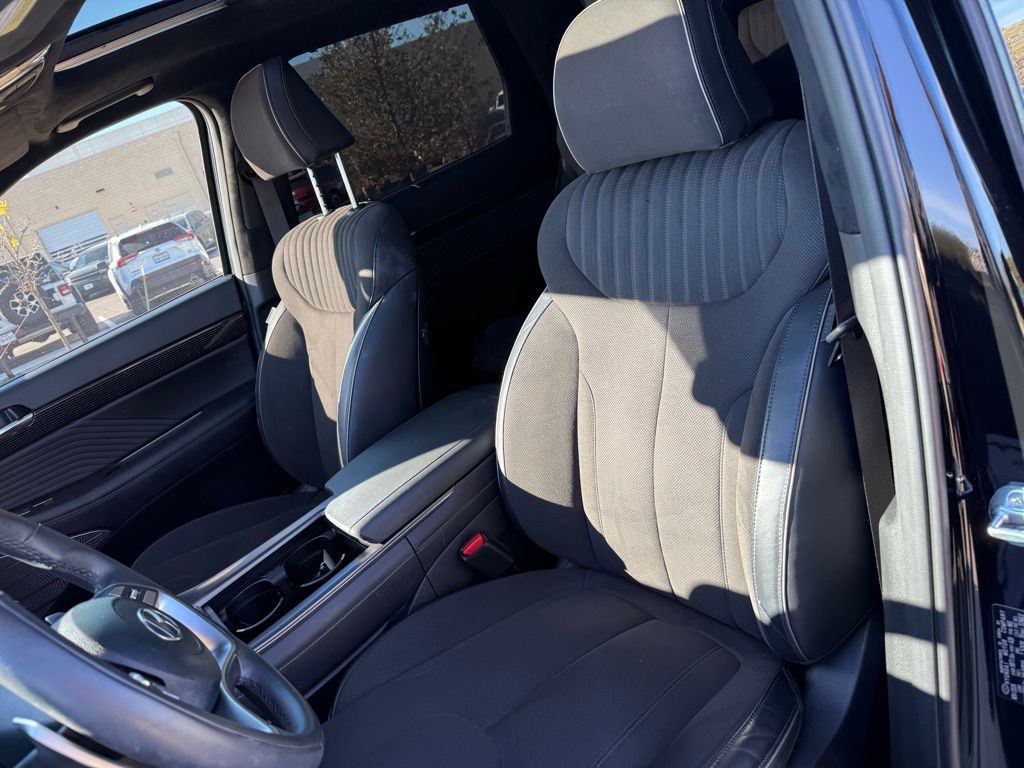 Thumbnail: 2025 Hyundai Palisade - 13