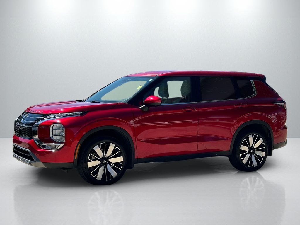 Used 2025 Mitsubishi Outlander SUV