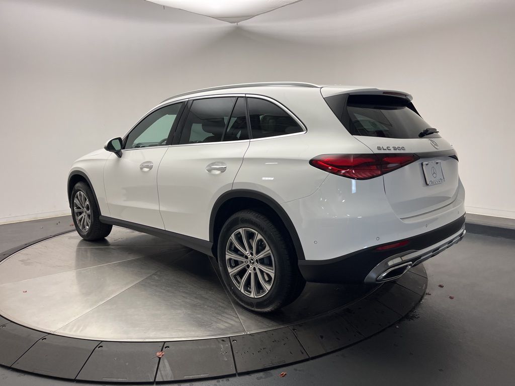 Thumbnail: 2026 Mercedes-Benz GLC - 5