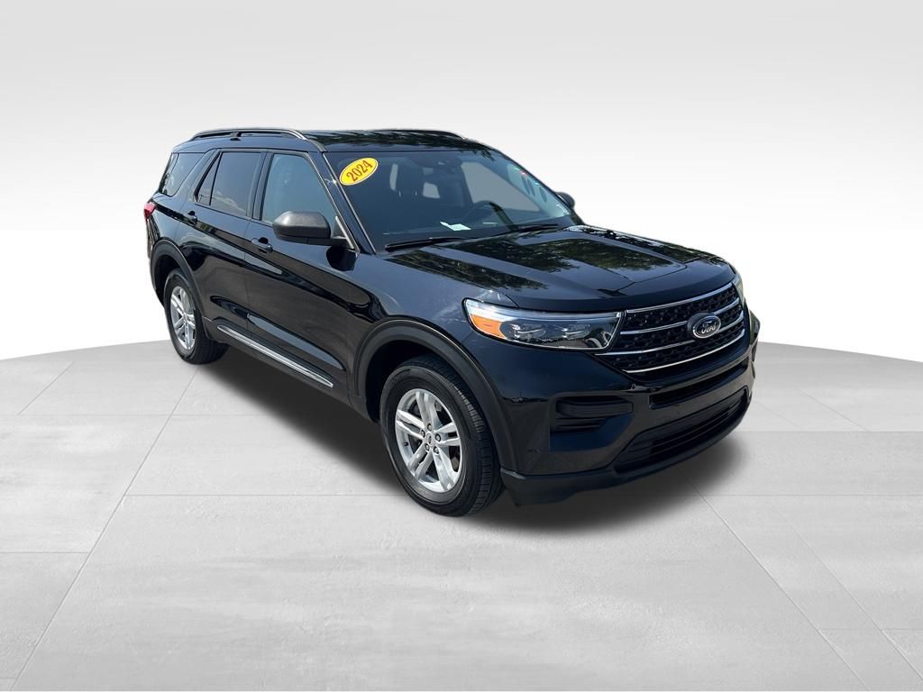 Used 2024 Ford Explorer SUV