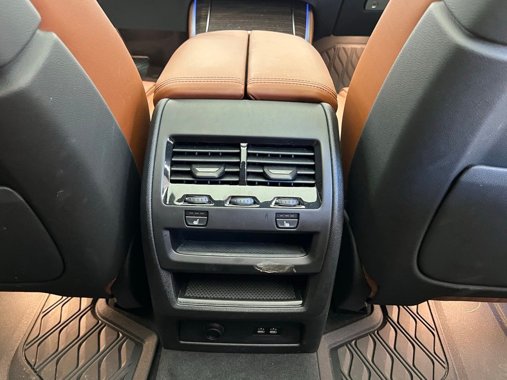 Thumbnail: 2024 BMW X5 - 9