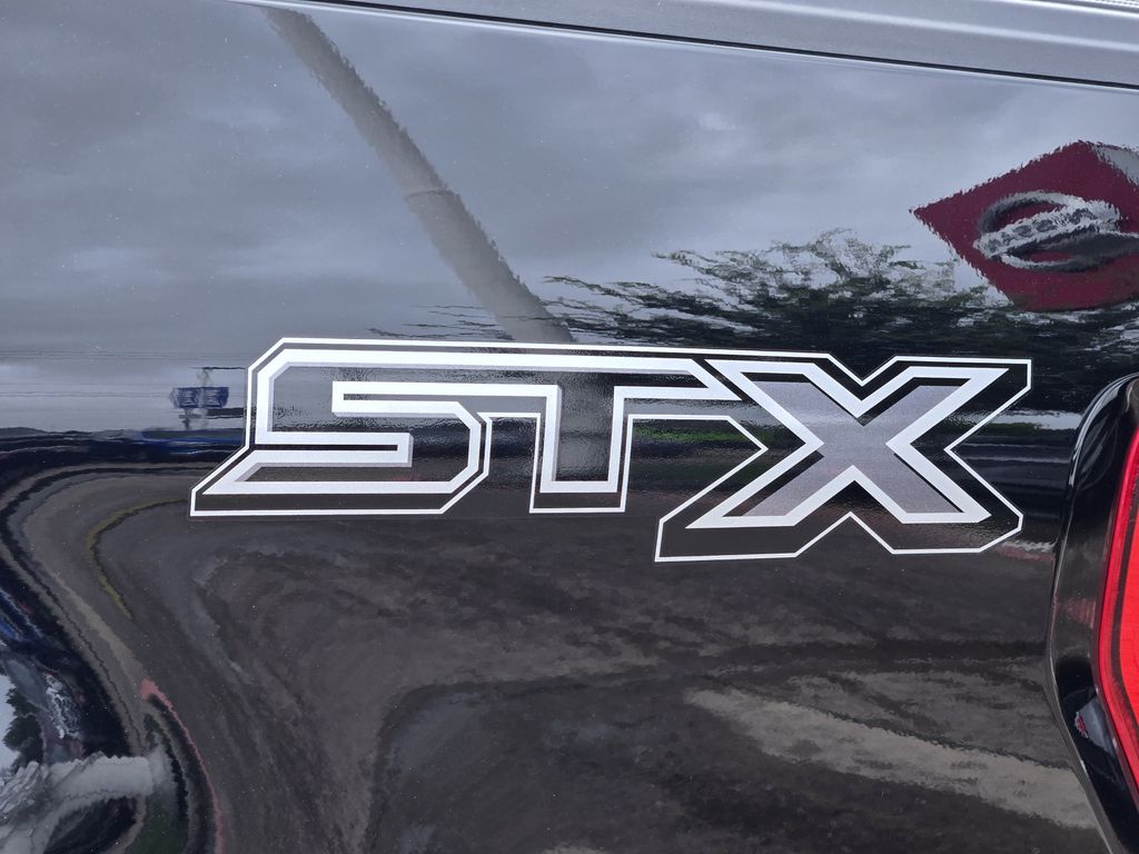 2022 Ford F-150 XL - 8