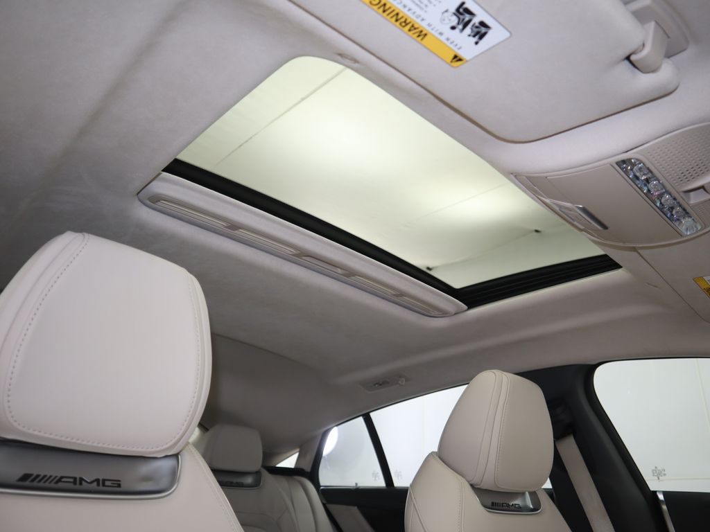 Thumbnail: 2023 Mercedes-Benz AMG GT - 19