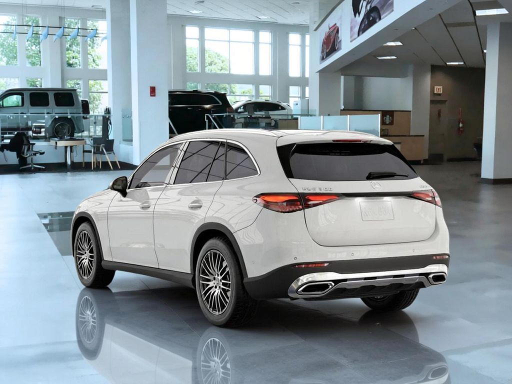 Thumbnail: 2026 Mercedes-Benz GLC - 27