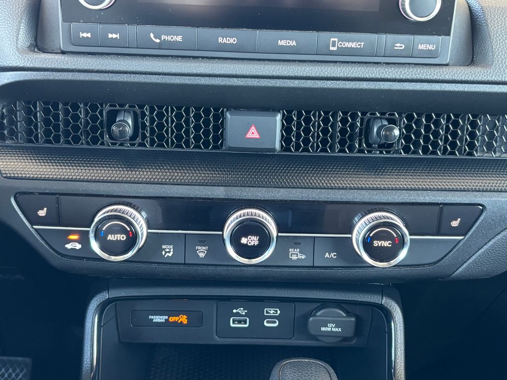 Thumbnail: 2023 Honda CR-V - 15