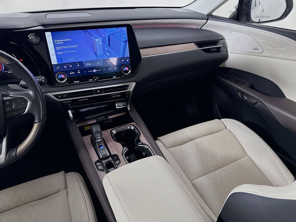 Thumbnail: 2023 Lexus RX - 24