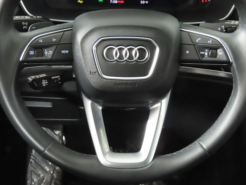 Thumbnail: 2025 Audi Q3 - 16