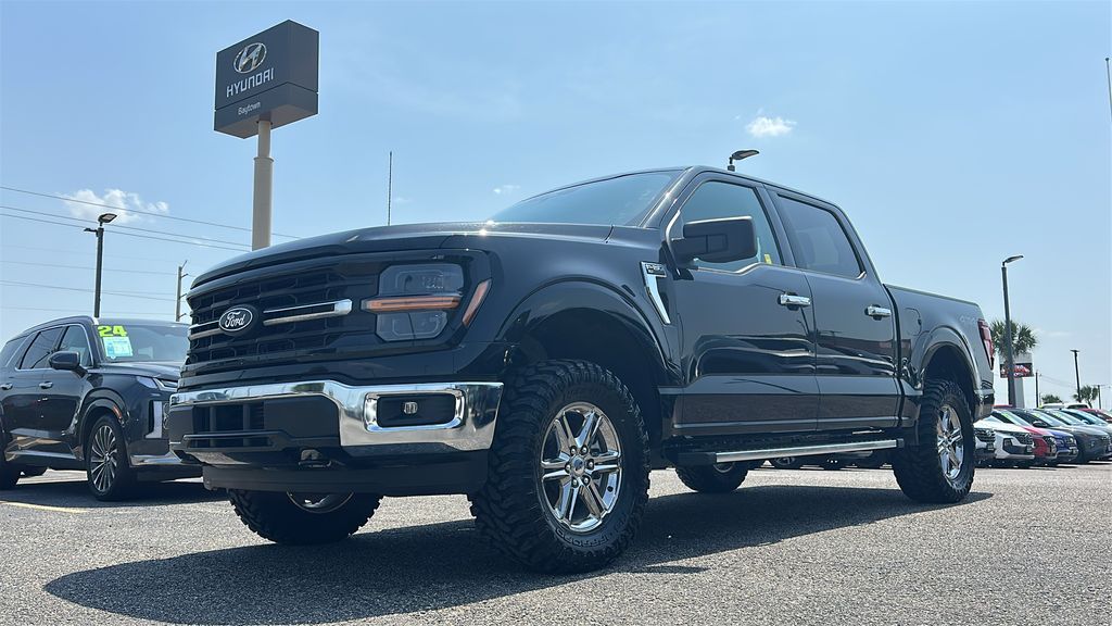 2025 Ford F-150 XLT - 9