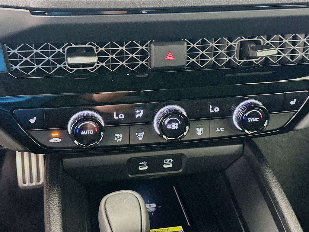 Thumbnail: 2025 Honda Accord - 13