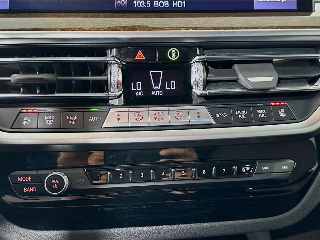 Thumbnail: 2022 BMW X3 - 16