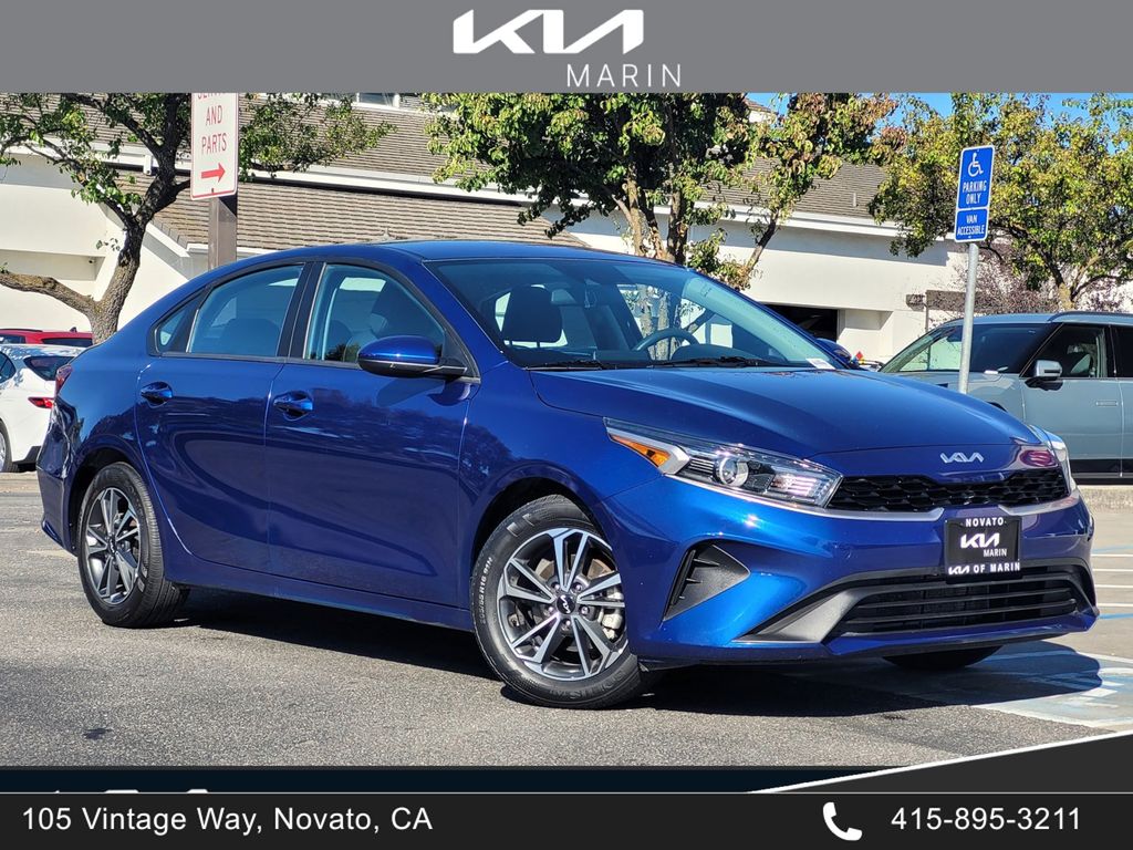 2024 Kia Forte LXS FWD