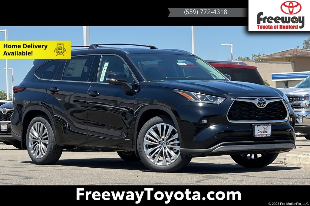 Black 2026 Toyota Highlander Hybrid Platinum AWD SUV / Crossover All-Wheel Drive Continuously Variable Transmission