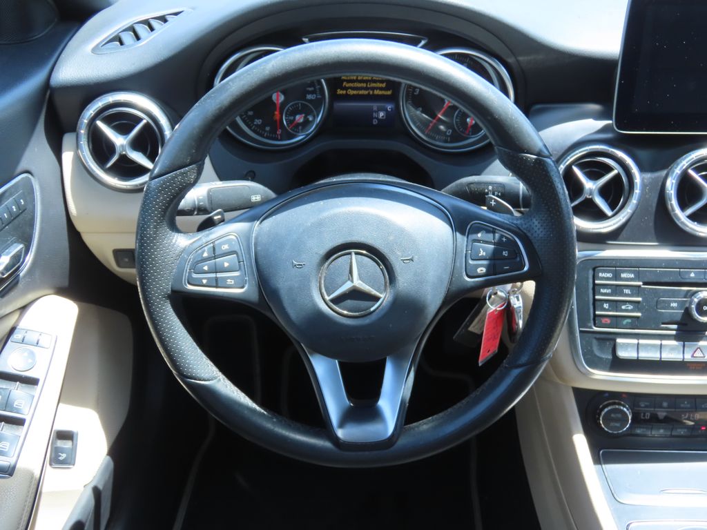 Thumbnail: 2018 Mercedes-Benz CLA - 6