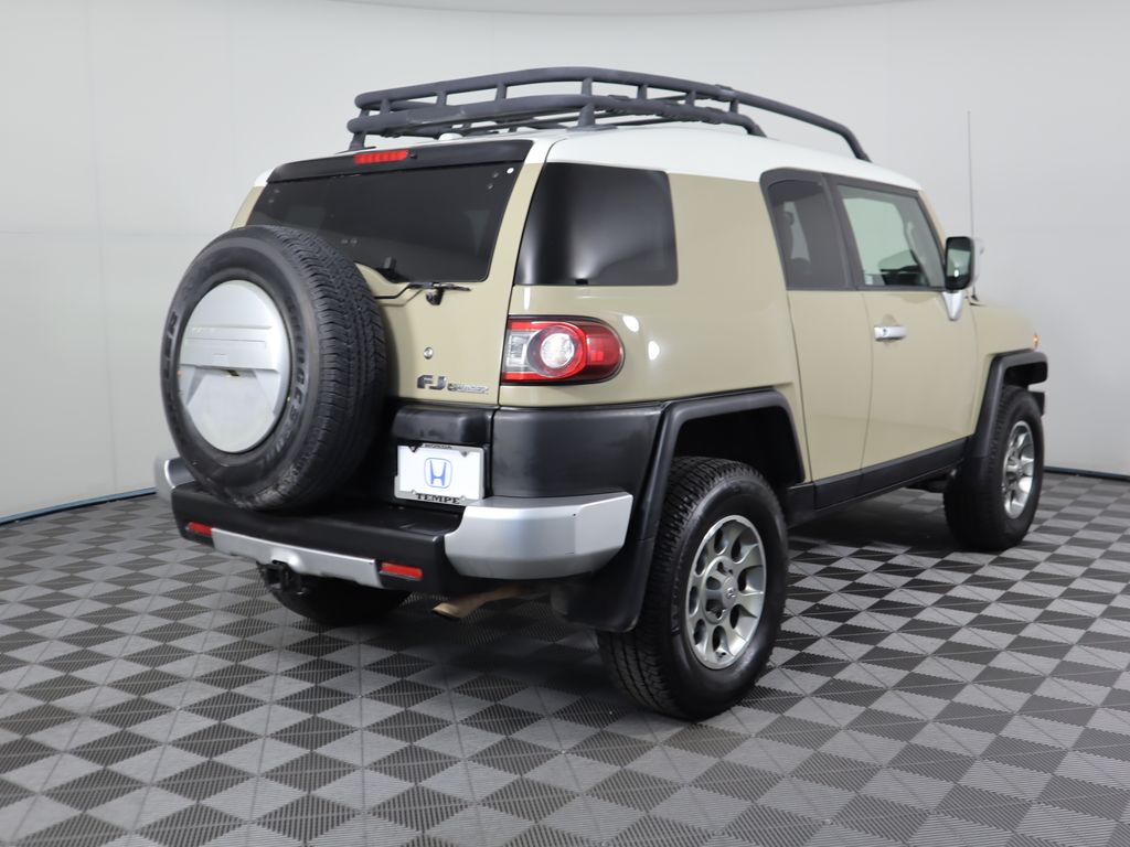Thumbnail: 2012 Toyota FJ Cruiser - 5