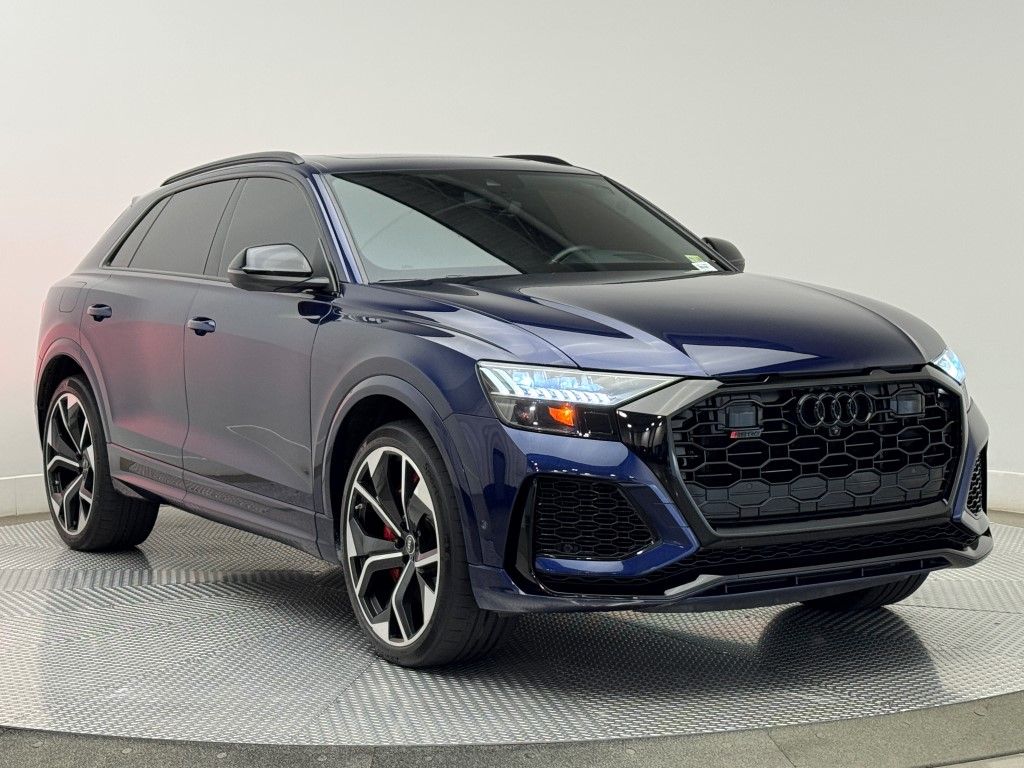 Thumbnail: 2021 Audi RS Q8 - 3