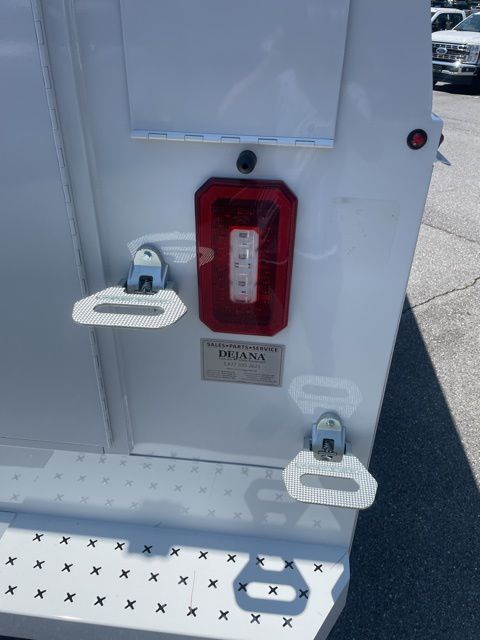 2025 Ford F-550 Chassis XL