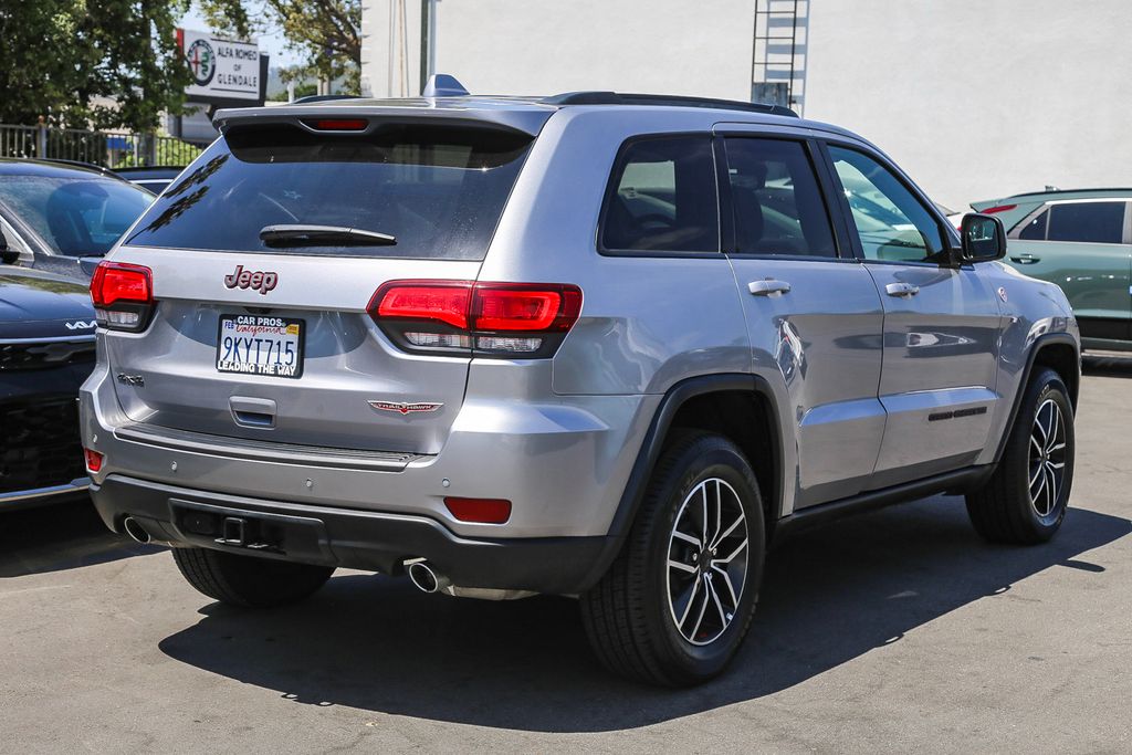 2021 Jeep Grand Cherokee Trailhawk 9