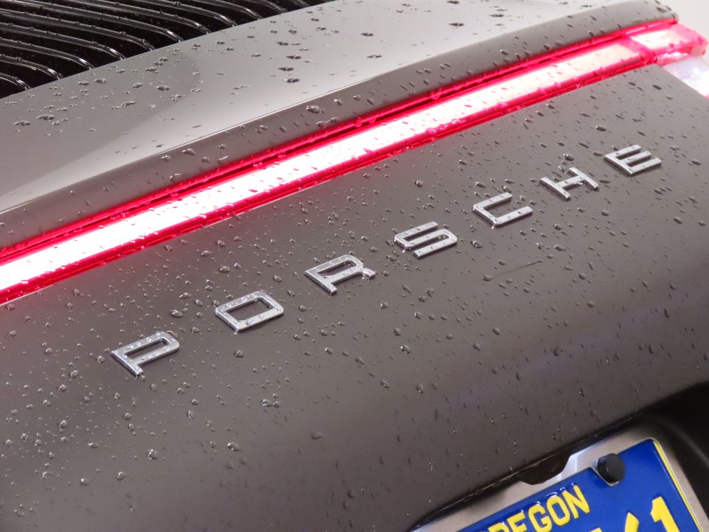 Thumbnail: 2017 Porsche 911 - 12