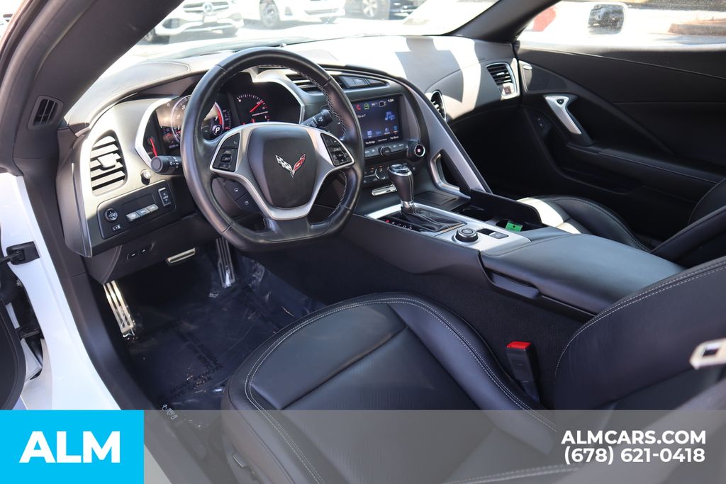 Used 2019 White Chevrolet Grand Sport image 11