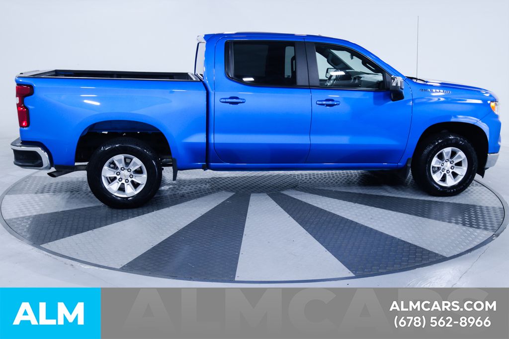 Used 2025 Blue Chevrolet LT image 11