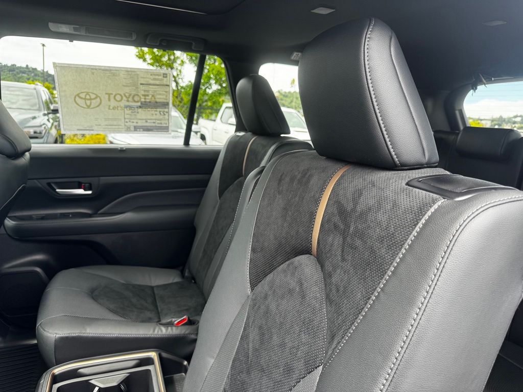 New 2026 Toyota Grand Highlander Hybrid SUV