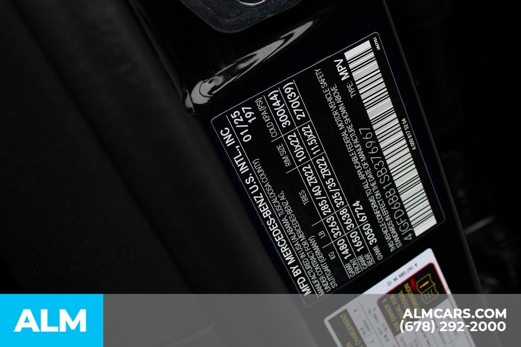 Used 2025 Black Mercedes-Benz GLE 53 AMG® image 38