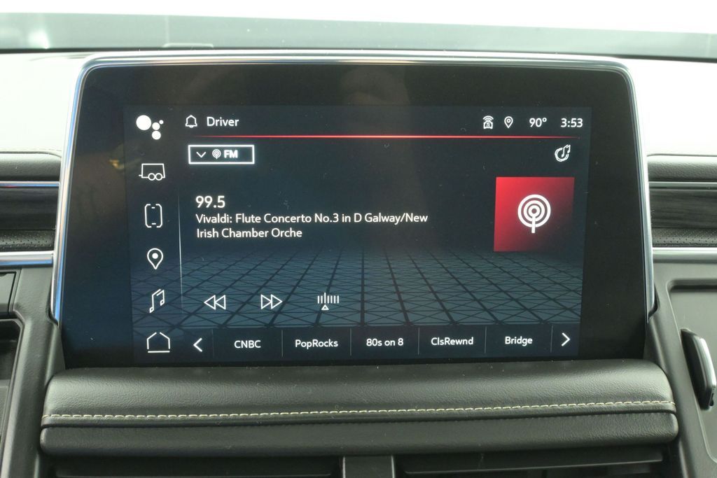 2022 GMC Yukon SLT - Photo 18