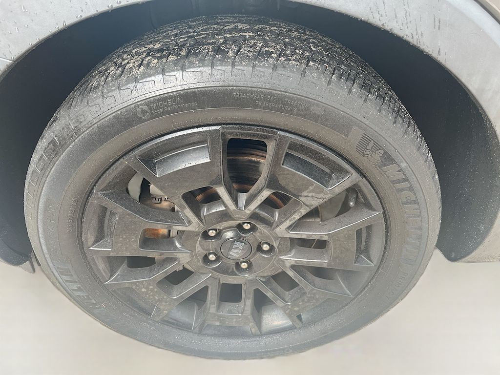 Used 2021 Green Kia SX image 35