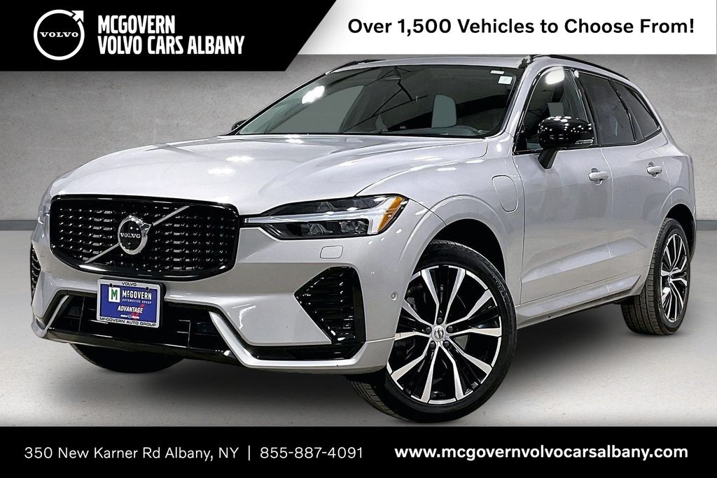 Silver Dawn Metallic 2023 Volvo XC60 Recharge T8 Ultimate Dark Theme eAWD SUV / Crossover All-Wheel Drive Automatic