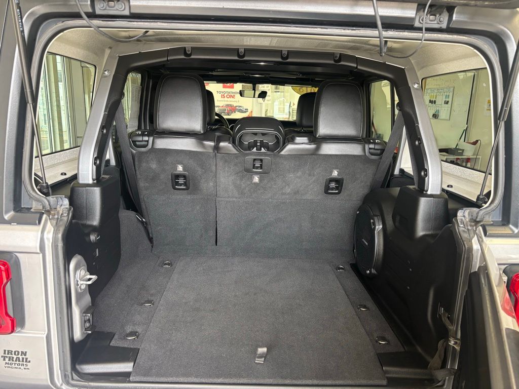 Used 2018 Jeep Wrangler SUV