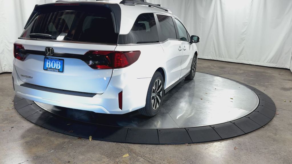 new 2026 Honda Odyssey car, priced at $45,705