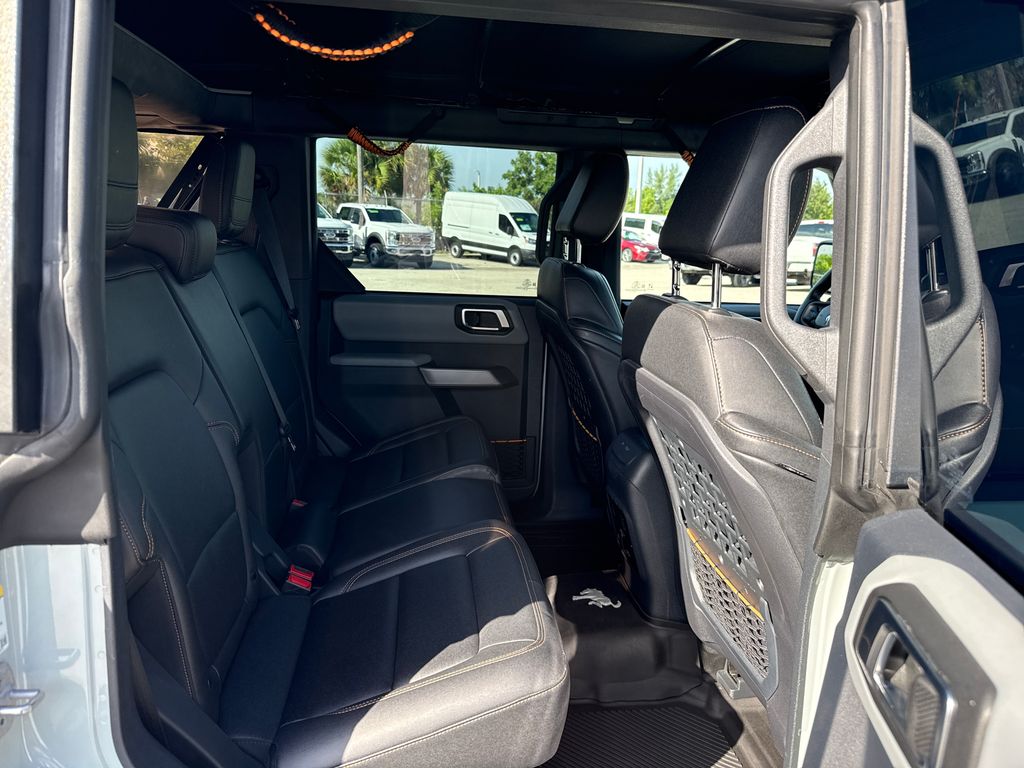Used 2021 Gray Ford Badlands image 27