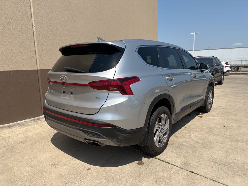 2022 Hyundai Santa Fe SE 4