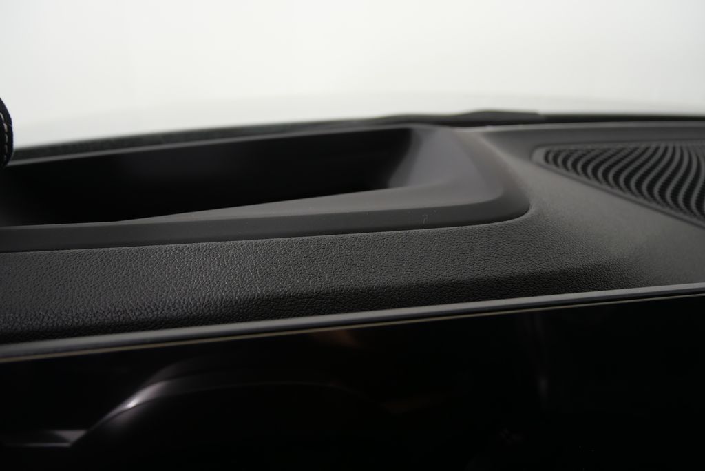2025 BMW i4 eDrive40 32