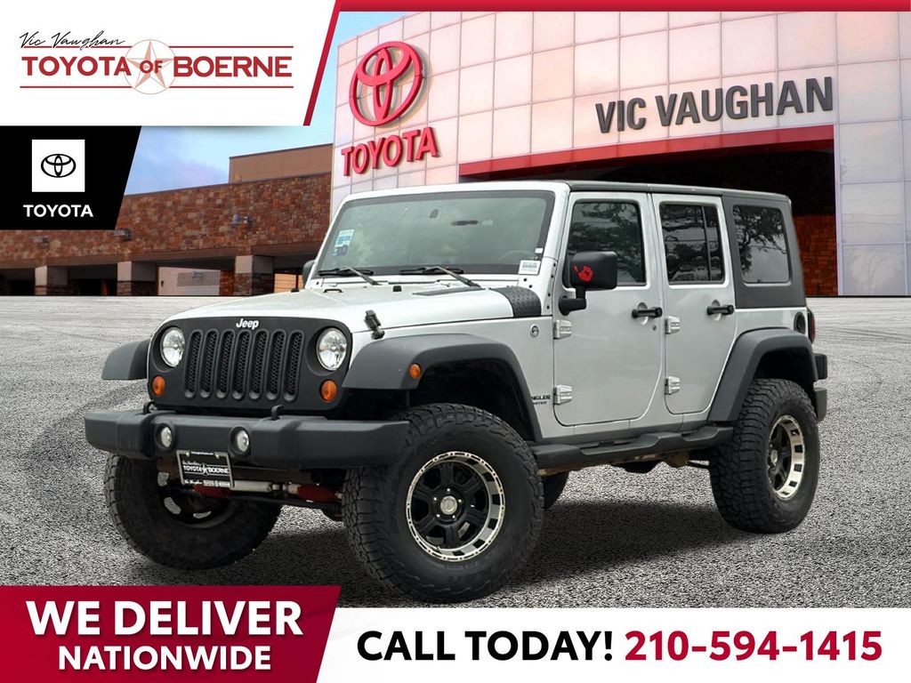 Bright Silver Metallic Clearcoat 2008 Jeep Wrangler Unlimited X 4WD SUV / Crossover Four-Wheel Drive 4-Speed Automatic