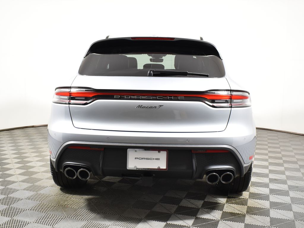 Thumbnail: 2026 Porsche Macan - 6