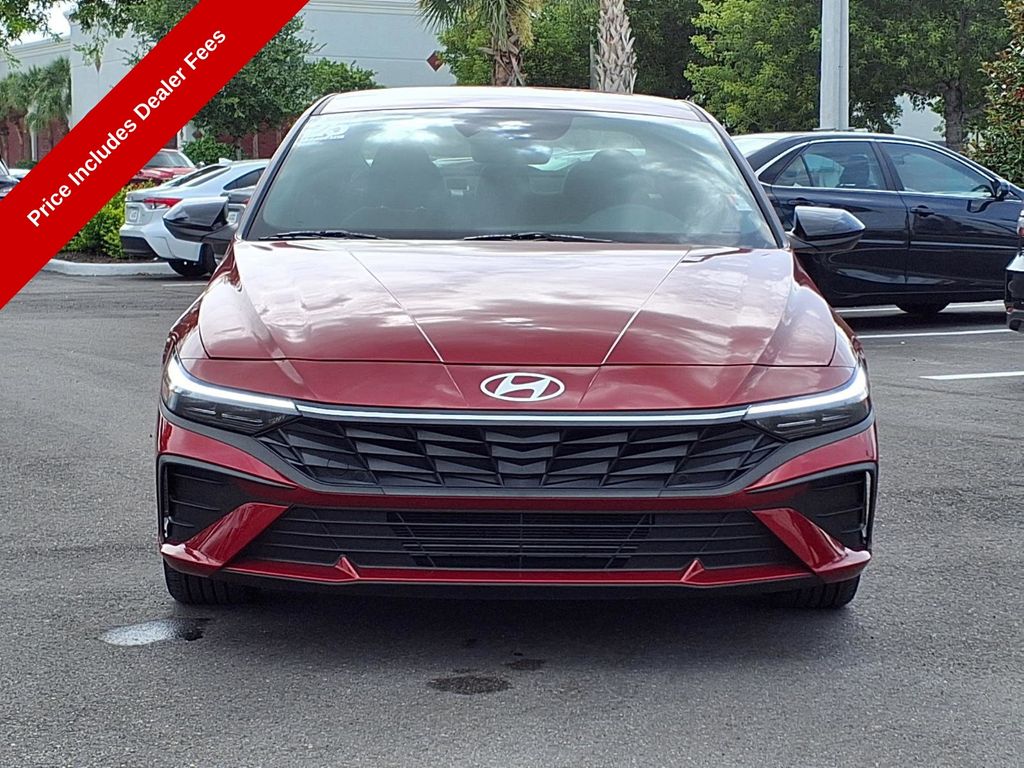 Used 2025 Hyundai Elantra Sedan