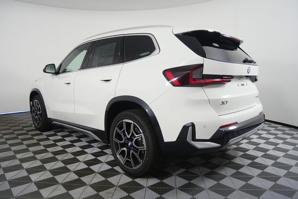 Thumbnail: 2026 BMW X1 - 5