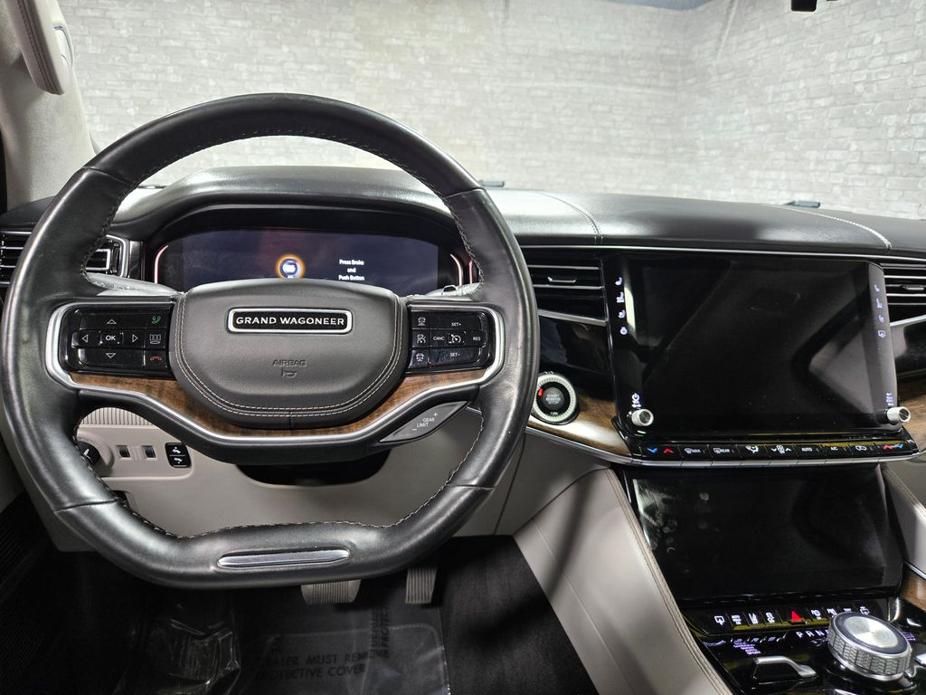 2022 Jeep Grand Wagoneer Series II - Photo 17