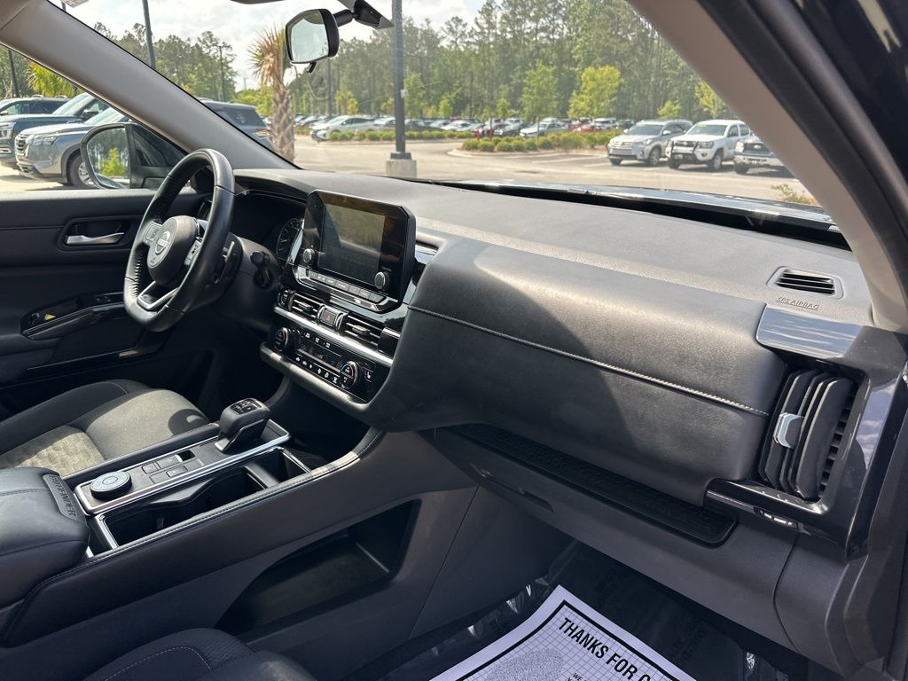 2022 Super Black Nissan Pathfinder SV 4X4 SUV