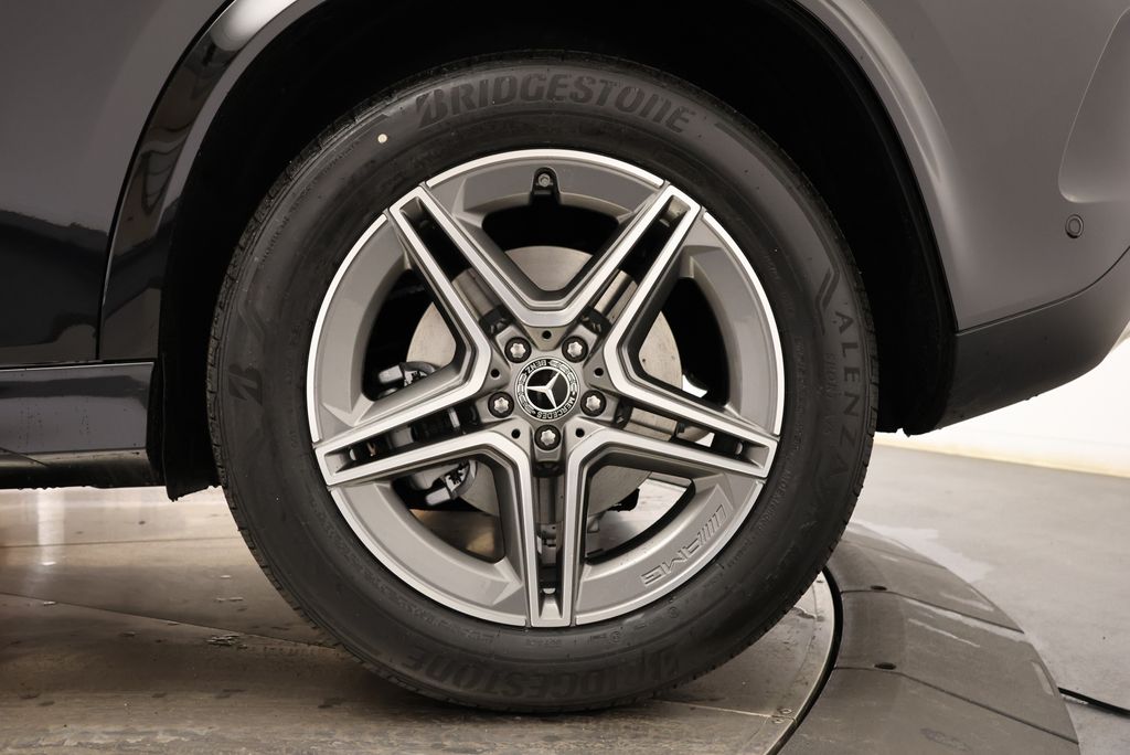 Thumbnail: 2026 Mercedes-Benz GLE - 12