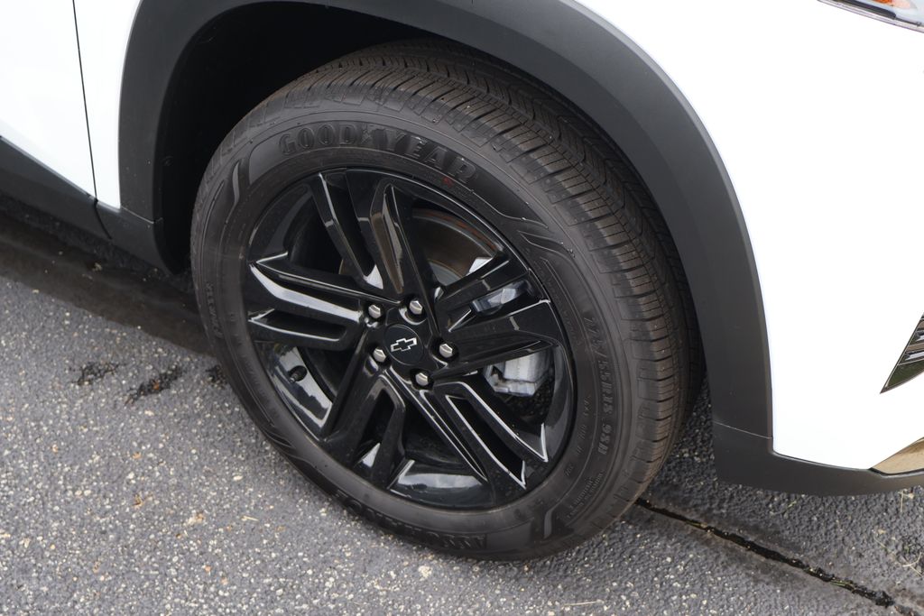 2025 Chevrolet Trax Activ 5