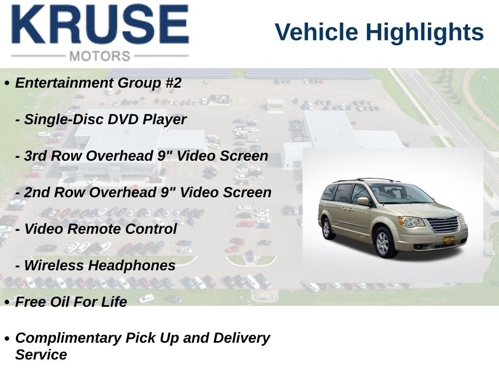 2010 Chrysler Town & Country Touring
