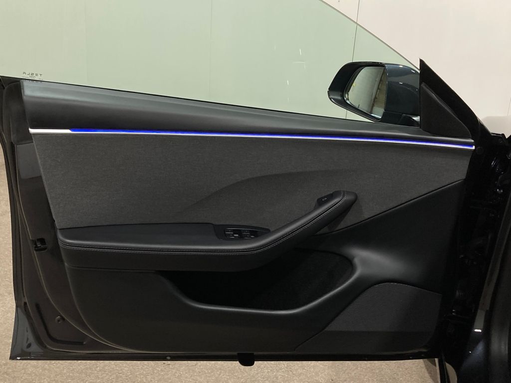 2025 Tesla Model 3 Long Range Rear-Wheel Drive